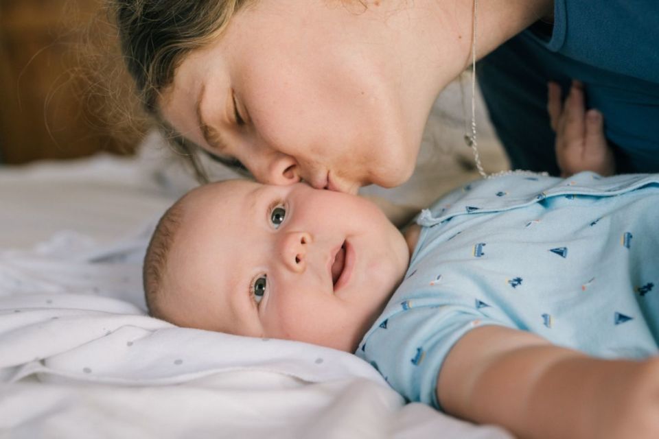 7 Pertimbangan Membingungkan yang Dialami Ibu Ketika Ingin Punya Anak Kedua. Gini Amat, Ya :(