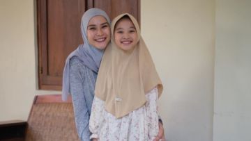 Rayakan Ulang Tahun Putri Sulungnya, Zaskia Mecca Kenang Momen Perdana Jadi Ibu. Sempat Baby Blues!