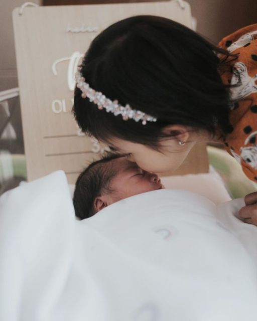 Chelsea Olivia & Glenn Alinskie Dikaruniai Anak Kedua, Intip Momen Bahagia Kelahiran Sang Bayi