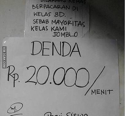 11 Aturan dan Peringatan Kocak yang Bikin Kamu Terkejut. Emang Harus Pakai Cara Jenaka Gini, ya?