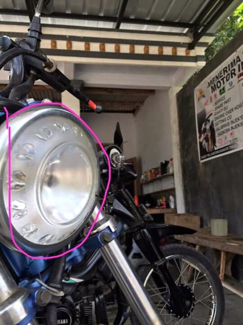 Siap Mengarungi Kegelapan Duniawi, Modifikasi Lampu pada Motor ini Bakal Bikin Anak Racing Minder!