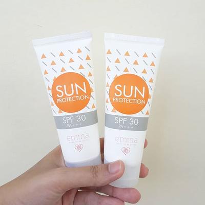 sunscreen untuk kulit berminyak dan berjerawat dibawah 50 ribu