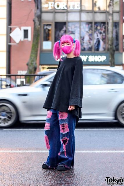 Mengagumi 'Gaya Jalanan' Ala Anak Muda Tokyo; Bisa Ditiru Nih Percaya Dirinya!