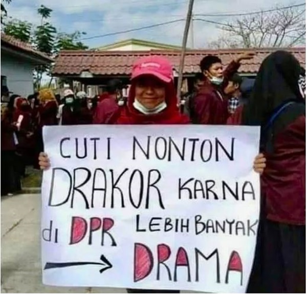 10 Potret Demo ini Bukti bahwa K-Popers juga Peduli Nasib Bangsa. Aksi Dulu, Drakor Nanti Lagi~