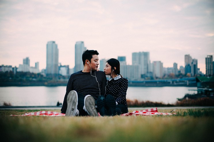 7 Lokasi Syuting Drama Korea ini Jadi Langganan Tempat Foto Pre-wedding Estetik. Terlalu Cantik!