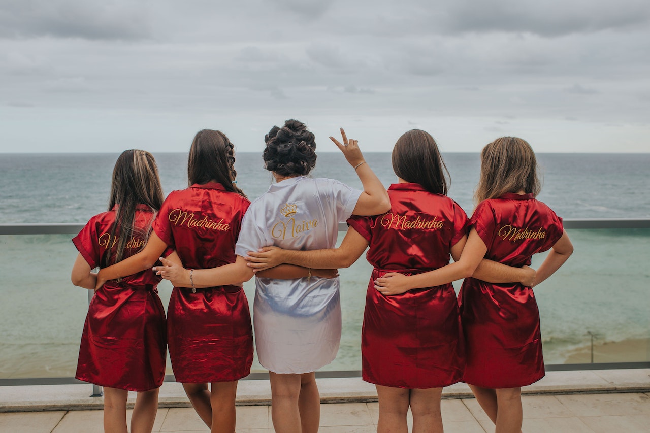 5 Kata Cewek Soal Adanya 'Bridesmaid' di Hari Pernikahannya. Sebenarnya Penting atau Nggak sih?