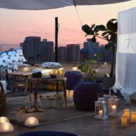 Inspirasi Penataan Rooftop Jadi Tempat Nobar. Cozy dan Dijamin Nyaman