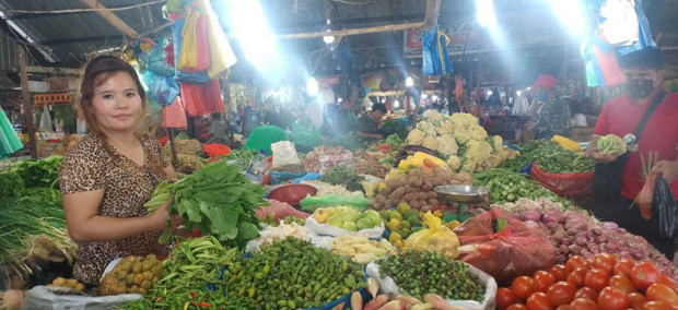 GrabAssistant Bantu Pedagang Pasar Tradisional Berjualan di Tengah Pandemi