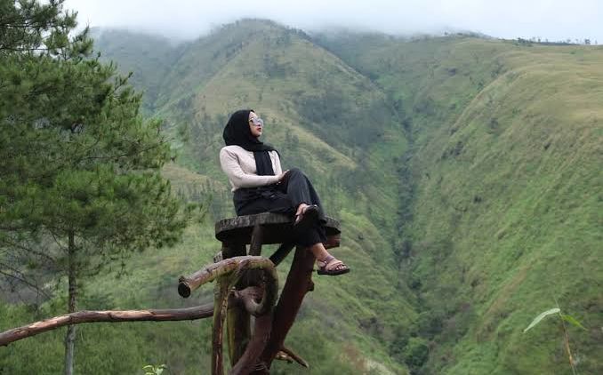 #DiIndonesiaAja-Mengintip Jendela Langit di Pasuruan Pesona Indah Alam yang Menenangkan