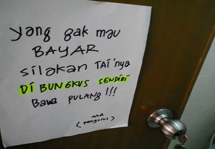 10 Aturan Nyeleneh tentang Tarif Penggunaan WC Umum. Ribet Banget, Udah Kayak Aturan Pemerintah~