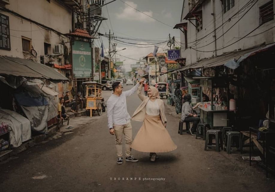 12 Ide Pre-wedding dengan Latar yang Realis. Jauh dari Kesan Mewah Namun Tetap Romantis~