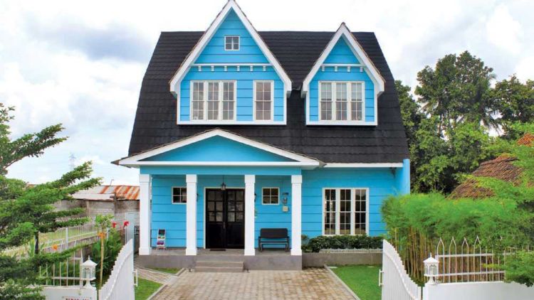 Desain Rumah Unik dengan Gaya Eklektik Shabby Chic yang Imut