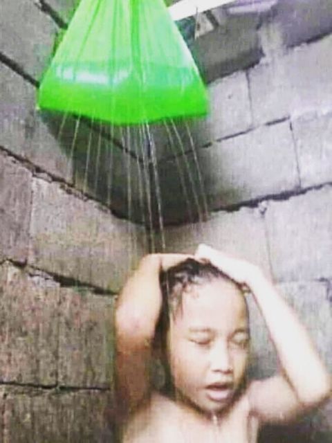 11 Lifehack Shower Kamar Mandi Ala Sobat Low Budget. Rumah Biasa Aja, Fasilitas Bintang Lima!