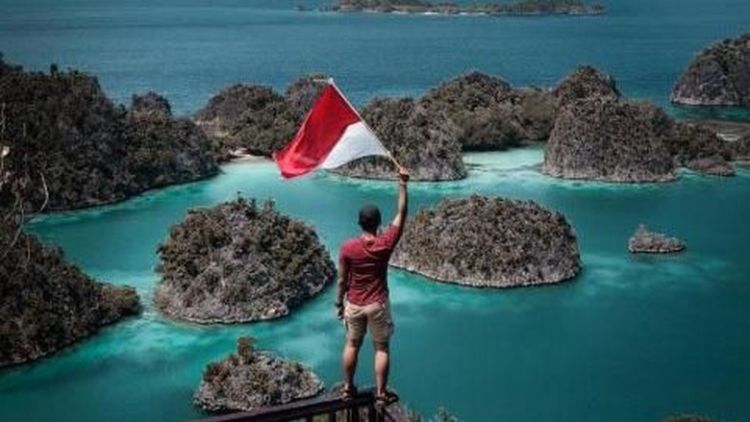 #DiIndonesiaAja-Coba deh Keliling Indonesia. Rugi Kalau Cuma Liat dari Layar Kaca