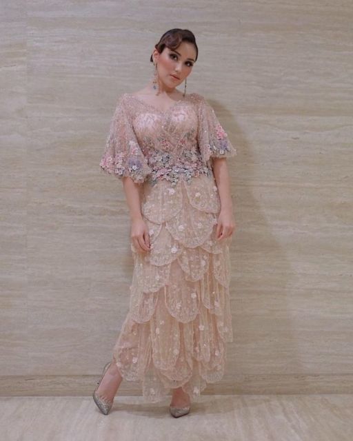 Cantiknya Kebaya Rancangan Asky Febrianti yang Terbaru. Desainer Kondang Favorit Seleb Nih!