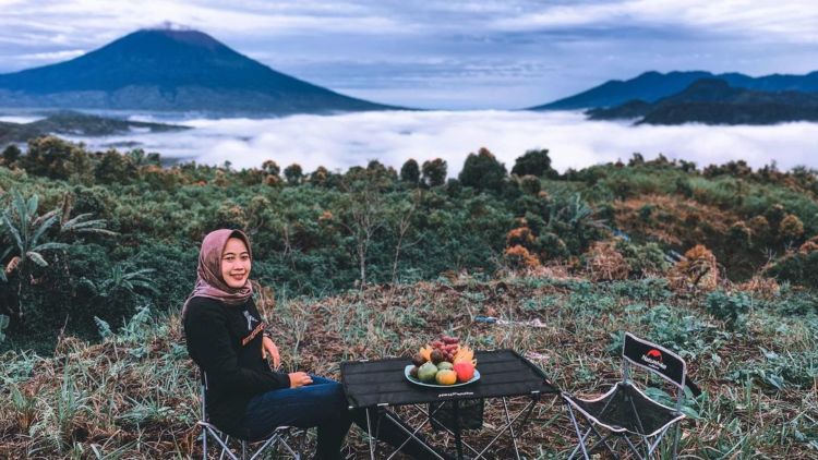 #DiIndonesiaAja-Selimut Kabut Bukit Tirai Embun, Menikmati Sensasi Dunia Kayangan di Kerinci, Jambi.