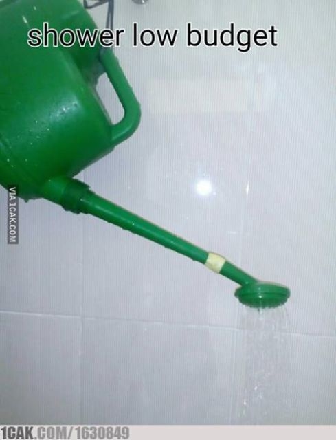 11 Lifehack Shower Kamar Mandi Ala Sobat Low Budget. Rumah Biasa Aja, Fasilitas Bintang Lima!