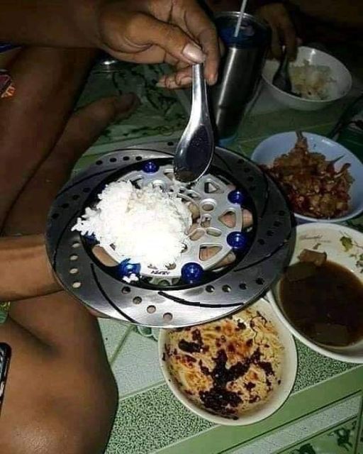 11 Desain Alat Makan yang Aneh bin Ajaib. Kreatif sih, tapi Fungsional Nggak tuh?