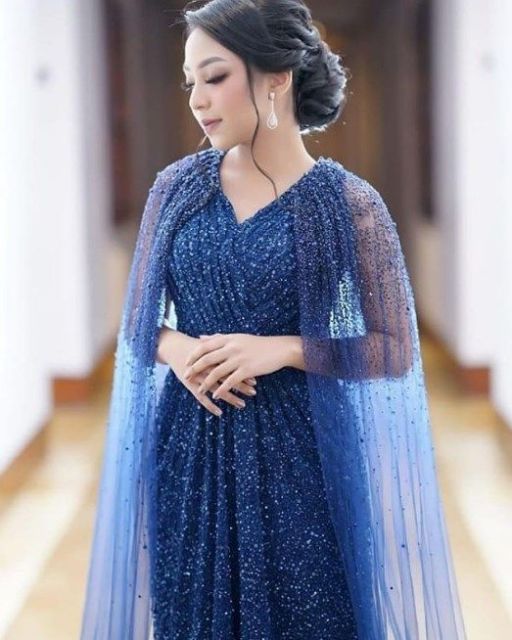 Nggak Terpikirkan Sebelumnya, Ini 9 Modifikasi Bagian Lengan Kebaya yang Unik tapi Elegan