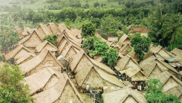 #DiIndonesiaAja-Jangan Ngaku Indonesia Banget Kalau Belum Berkunjung ke Desa Sasak Sade!