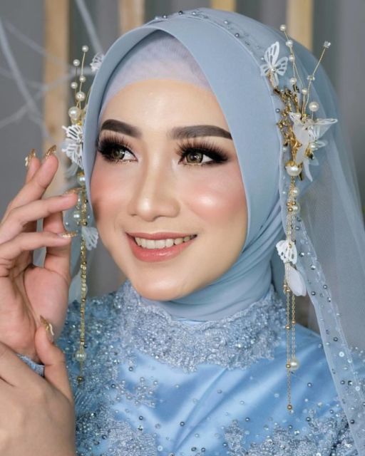 12 Ide Headpiece Cantik untuk Hijab Pernikahan. Dari yang Ekstra sampai yang Elegan!