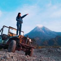 #DiIndonesiaAja-Gagahnya Gunung Merapi yang Sedang Berstatus Siaga