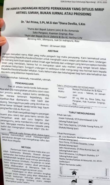 Sempat Viral Undangan Nikah Format Jurnal Ilmiah, 5 Undangan Kreatif ini Juga Tak Kalah Unik!