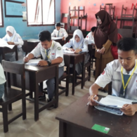 Deretan Tipe Guru Zaman Sekolah Saat Jadi Pengawas Ujian di Kelas. Mana yang Paling Serem?