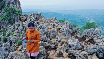 #DiIndonesiaAja-Mendaki Stone Garden Padalarang, Yehliu Geopark Taiwan dengan Kearifan Lokal