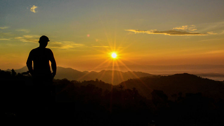 #DiIndonesiaAja-Puncak Watu Bantal, Sisi Lain Gunung Api Purba Nglanggeran yang Belum Terlalu Dikenal