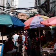 Tempat Ngopi Santai dan Ngeteh Syahdu di Petak Sembilan. Salah Dua dari Banyak Kuliner di Sana!