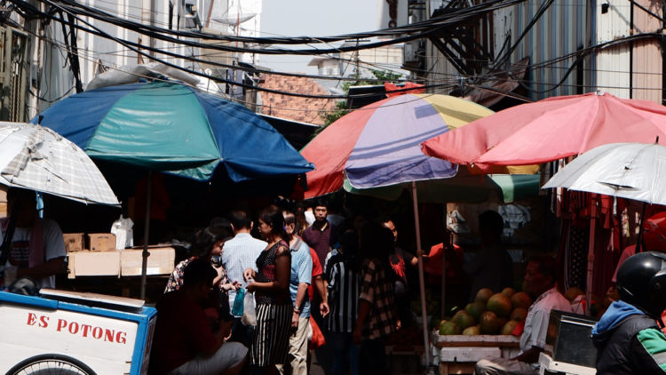 Tempat Ngopi Santai dan Ngeteh Syahdu di Petak Sembilan. Salah Dua dari Banyak Kuliner di Sana!