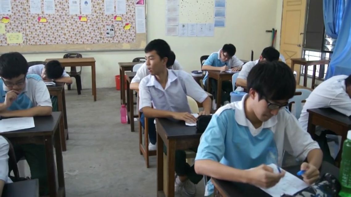 Deretan Tipe Guru Zaman Sekolah Saat Jadi Pengawas Ujian di Kelas. Mana yang Paling Serem?