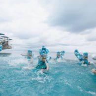 Bersantai di Beach Club dengan Pemandangan Pantai. Bali Juaranya!