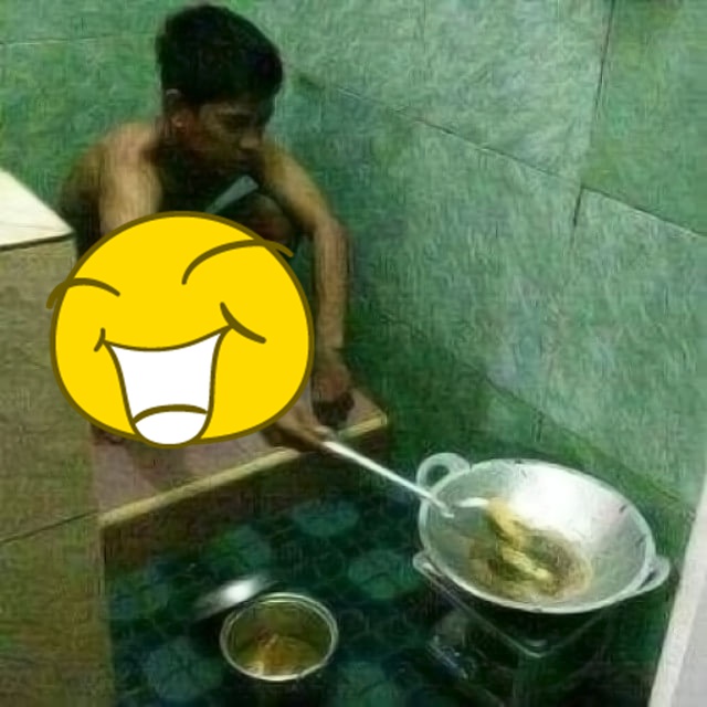 Penasaran Kenapa Cowok Kadang Betah Banget di Kamar Mandi? Ternyata ini Kegiatan Rahasia Mereka