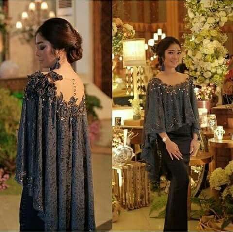 8 Model Kebaya yang Cocok Dipakai Buat Acara Malam Hari. Pilihan Warnanya Elegan!