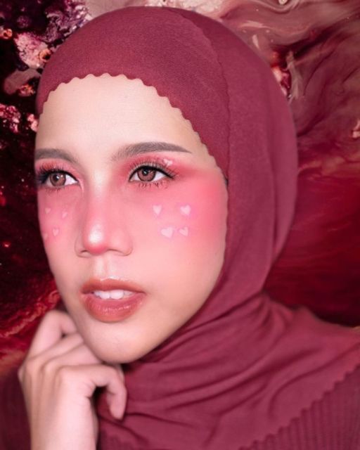 Perjalanan Karierku Jadi MUA, Eks Pekerja Kantoran yang Sempat Make-up 1000 Klien dalam Setahun