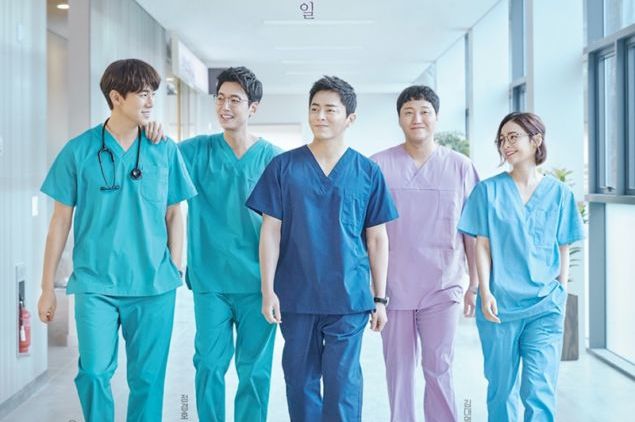 Kamu Penggemar Hospital Playlist dan Masih Bingung Mau Ngapain Sambil Nunggu Season 2?