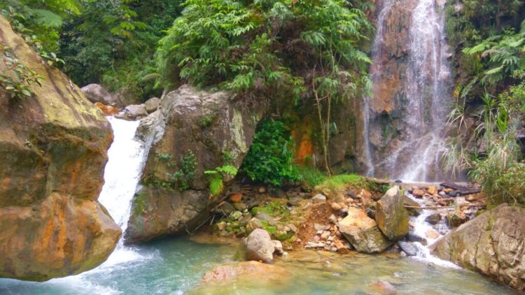 Curug Ciburial, Surga Tersembunyi di Pinggir Ibukota