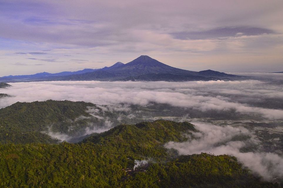 wisata alam jogja puncak suroloyo