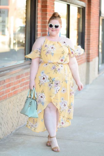 Liz, Fashion Blogger Bertubuh Curvy yang Percaya Diri dengan Aneka Dress Berwarna. Layak Ditiru!