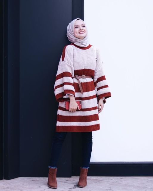 5 Mix and Match Tunik Berbahan Rajut Terbaik Sepanjang Tahun 2020. Mana Favoritmu?