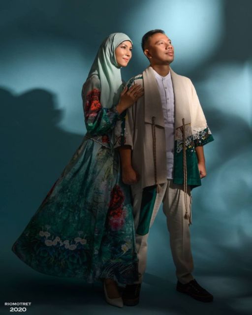 10 Potret Pre-wedding Vicky Prasetyo-Kalina Ocktaranny. Mesra di Hutan sampai Jadi Gladiator Cinta