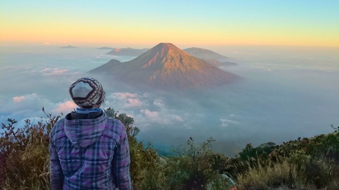 5 Gunung Pilihan Fiersa Besari untuk Kamu yang Baru Pertama Kali Mendaki. Jalurnya Relatif Mudah, Pemandangannya Indah