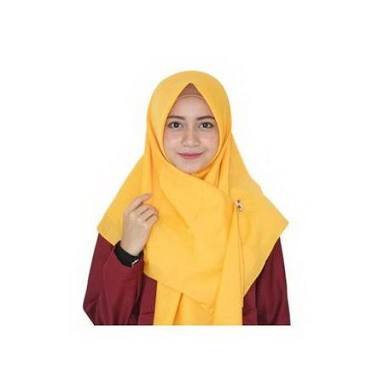 Sederet Alasan Kenapa Masih Banyak Cewek yang Kurang PD Mengenakan Hijab Warna Kuning. Simak Nih!