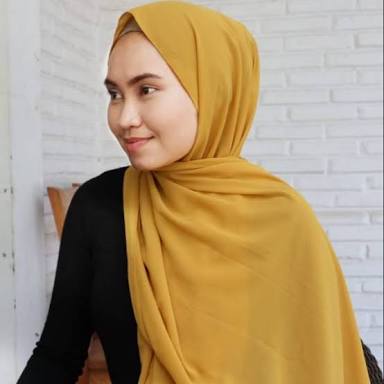 Sederet Alasan Kenapa Masih Banyak Cewek yang Kurang PD Mengenakan Hijab Warna Kuning. Simak Nih!