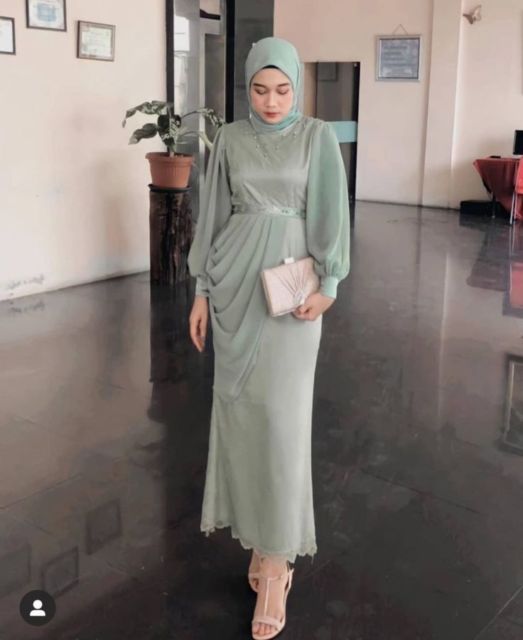 kebaya hijau olive