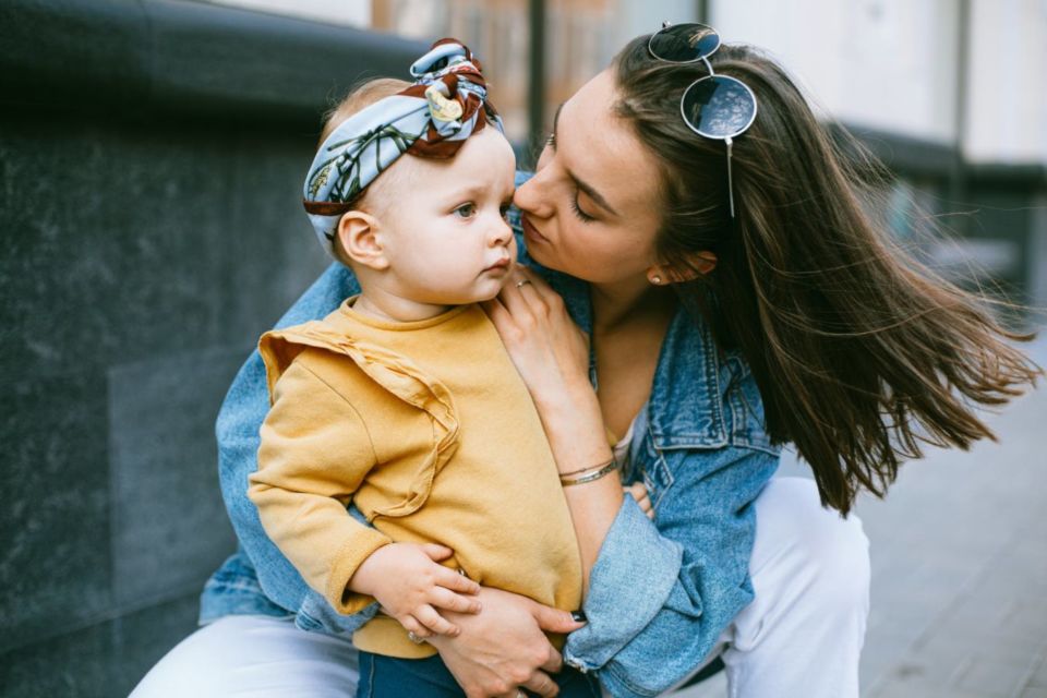 8 Teladan dari Sosok Ibu yang Akan Dicontoh dan Dikenang Anak Selamanya. Sweet!