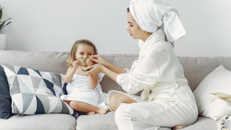 8 Teladan dari Sosok Ibu yang Akan Dicontoh dan Dikenang Anak Selamanya. Sweet!