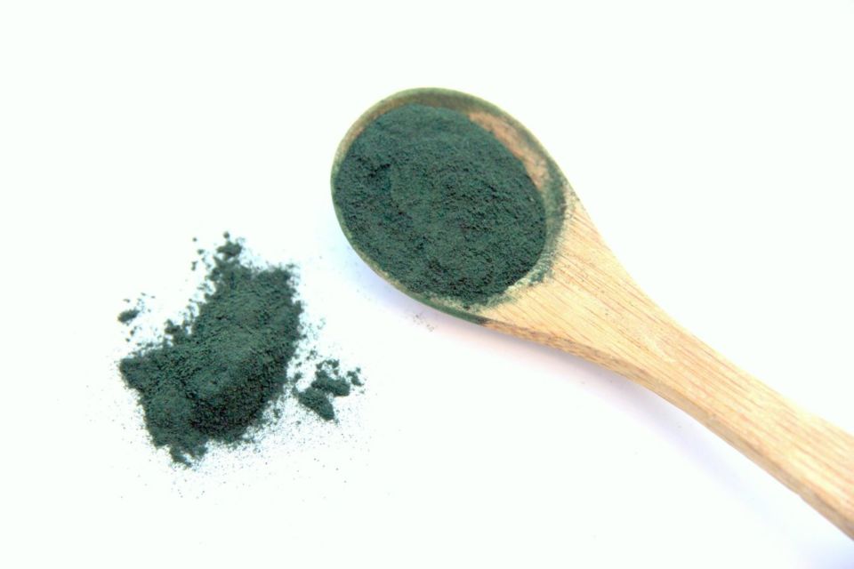 5 Manfaat Masker Spirulina Selain Usir Jerawat. Klorofilnya Bikin Kulit Kencang dan Awet Muda